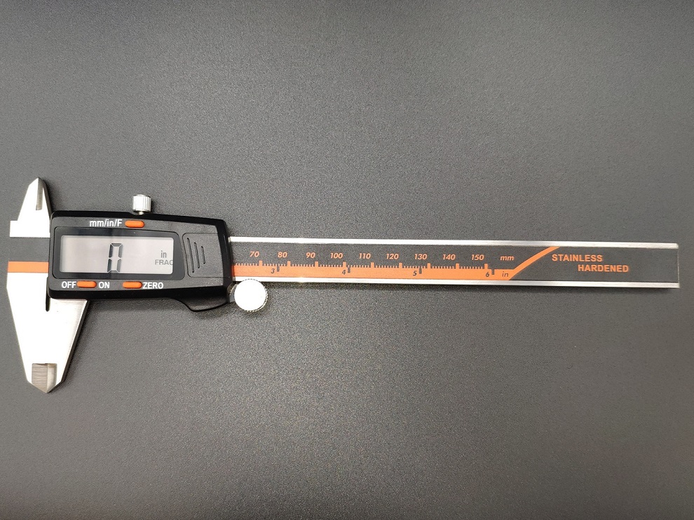 MT1108-B hot sell digital caliper with fraction 